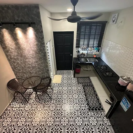Rosz Homestay Kuala Nerang Exterior photo