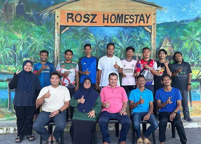 Rosz Homestay Kuala Nerang