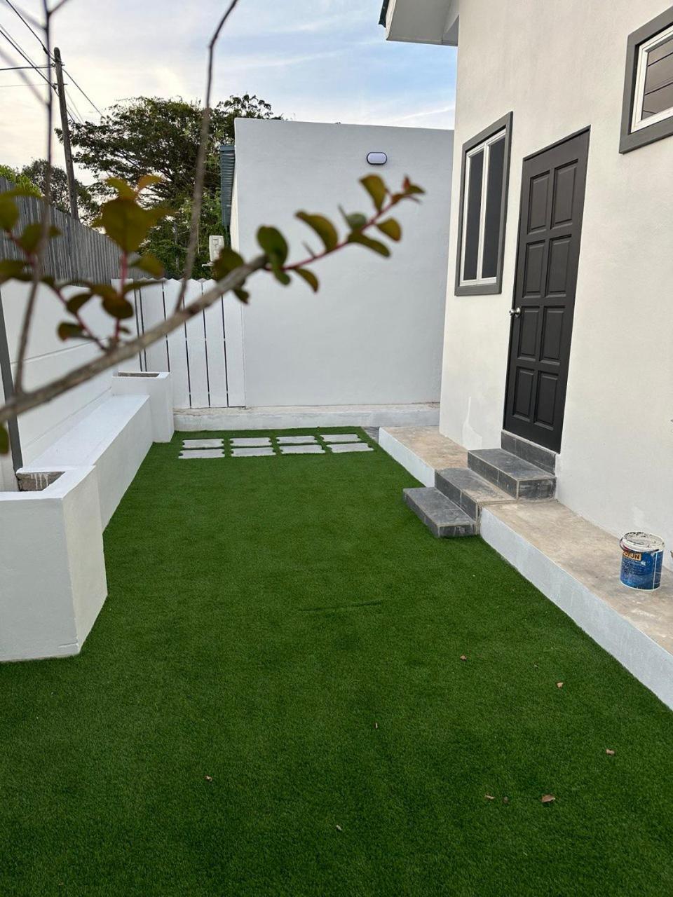 Rosz Homestay *